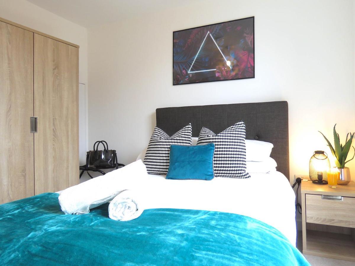 Tudors Esuites Birmingham Corporate Apartments Екстер'єр фото